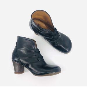 John Fluevog Black Booties Operetta Giulia Buttons